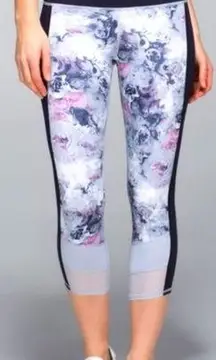 If You're Lucky crop black and floral prints size 8 leggings