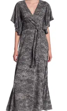 Go Couture Grey Bell Sleeve Maxi Dress NEW