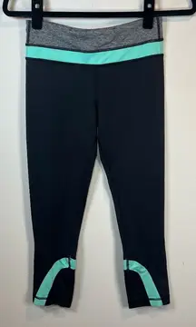 Lululemon Run Inspire Cropped Leggings Black Aqua Zip Pocket Yoga Training  Sz 4