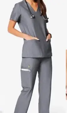 FIGS Scrubs Set
