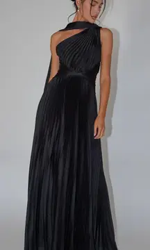 LAXMI ACCORDION PLEAT MAXI DRESS BLACK