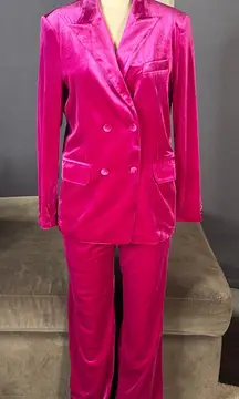 Women’s Pink Double Breasted Velvet 2 Piece Pant Suit Peak Lapel Size M NEW