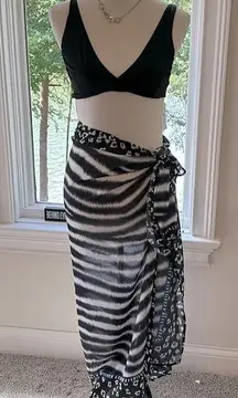 Contours by Coco Reef Pareo Swim Coverup, One Size, 100% Rayon, EUC