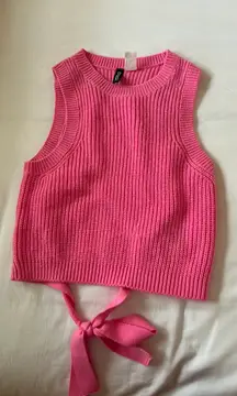 H&M Hot Pink cropped sweater 