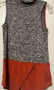 THML turtleneck sleeveless gray orange top size M