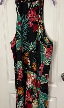 ✨3 for $15✨ Multicolor Tropical Print Dress