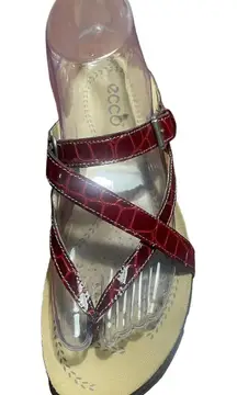 Ecco Women's Flat Sandals Red Patent Alligator Strapped Leather Size 37 6.5 Cork