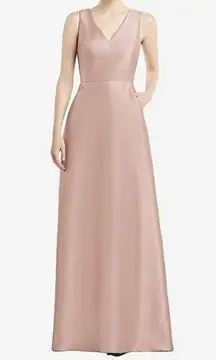 NWT  Toasted Sugar Pink Sleeveless V-Neck Satin Gown Size 4