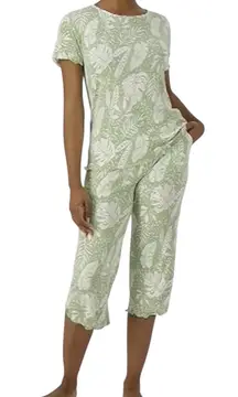 New Koolaburra by UGG Tropical Print Tee and Capri Pants Sleep Set Green Size XS
