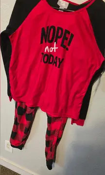 Womens Red and Black Graphic Pajama Set