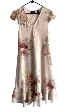 New York & Company Floral Cocktail Dress Size 16
Pre-Owned in great condition‎