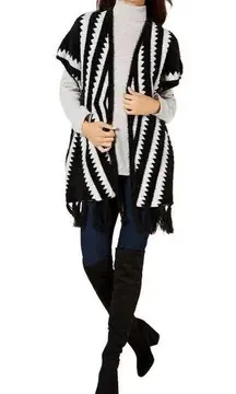 Marcus Adler Western Geometric Long Poncho Sweater Fringe OS White Black Open