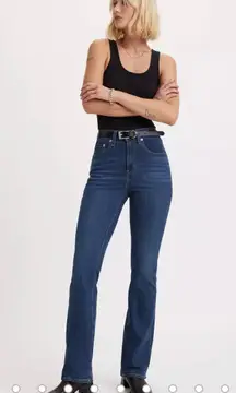 Levi's 725 High-Rise Bootcut Jeans