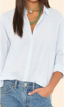 Xirena Beau Button Down Collared Minimalist Shirt in Skylight