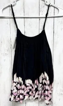 Kimchi Blue Blouse Women Size Medium Black Floral Smocked Sleeveless Tank Top