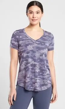 Athleta Purple Camo Breezy Short Sleeve‎ Modal T-Shirt Small