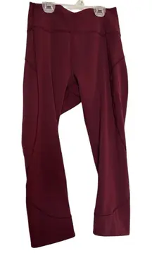 Lululemon In Movement Crop‎ *Everlux 19" size 6