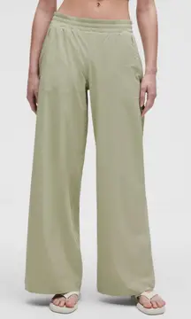 Lululemon Swift Wide Leg MR Pants size 10 in fog green