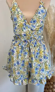 LUXXEL Women’s romper size small 
Full of Bloom Romper flower print