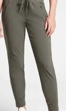 Athleta Green Trekkie North Jogger‎ Pants