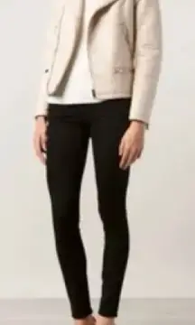 Mother The Looker Ankle Zip in the color A Model Spy Size24