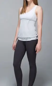 Lululemon Run: Ta Ta Topper White Gray Stripe Size 8 Yoga‎ Active Workout Top