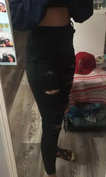 black skinny jeans