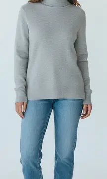 100% cashmere gray turtleneck