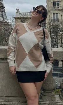 Isabelle’s cabinet sweater 