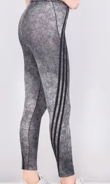 ADIDAS AEROREADY  Feel Brilliant 7/8 Length Grey/Black Leggings. NWT Sz M