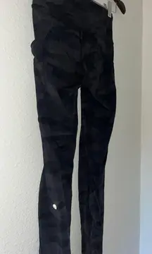 25 inch align black camo leggings with pockets size 2