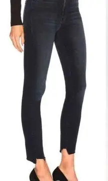 MOTHER The Stunner Zip Two Step Ankle Fray Jeans in Holding Hands Size 24