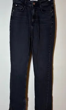 Zara Black Raw Hem Straight‎ Leg Jeans with Ankle Slit Size 4