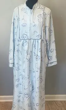 Floral Blue women’s flannel nightgown medium zip front