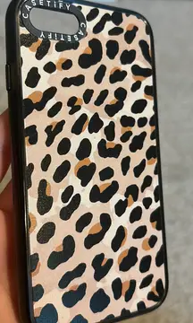 CASETiFY iPhone SE Cheetah Phone Case