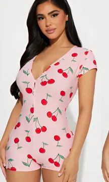 Not Tired Womens Sweet Cherry Sleep Lounge Pajama Peekaboo Romper Size M‎ Pink