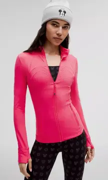 Lululemon NWT Define Nulu Disney Jacket Full Zip Lip Gloss Color Size 6
