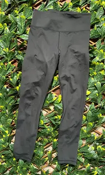 Zyia Active Black Cropped Leggings Size 4