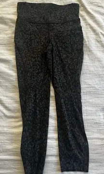 Lululemon Base Pace 23" Leopard Print Leggings size 6