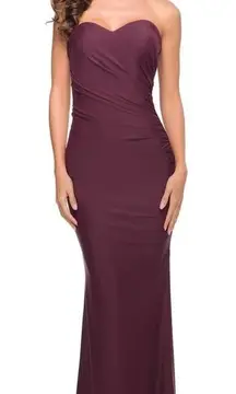 La Femme Prom 30502 Sweet 2 Wine Burgundy Strapless Ruched‎ Maxi Dress Formal