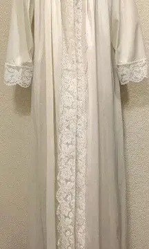 Vintage 70s Cream Satin Lace Maxi Lingerie Duster House Robe