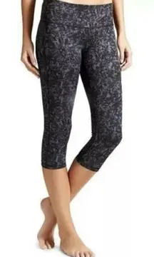 Athleta Zebra Chaturanga Capri Leggings Small