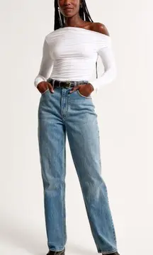 Abercrombie Ultra High Rise 90s Straight Jean