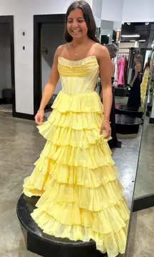 Sherri Hill Dress Prom Yellow