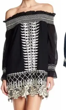 Red Carter Monroe Black Embroidered Off-the-Shoulder Dress‎ Size Small
