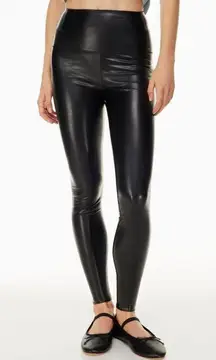 Aritzia Wilfred Free Faux Leather Daria Leggings in Black