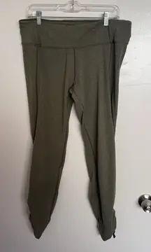 Nike Olive Green Yoga Pants XL Drawstring Ankles