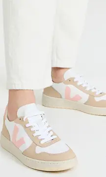 VEJA V10 Sneakers