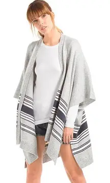 GAP Gray Western Wrap Poncho Cardigan Cape Wool Camel Hair Blend Blue Stripes
