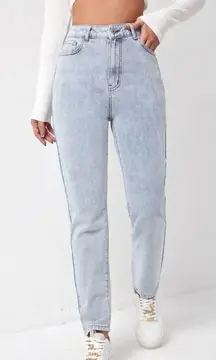 Straight Jeans